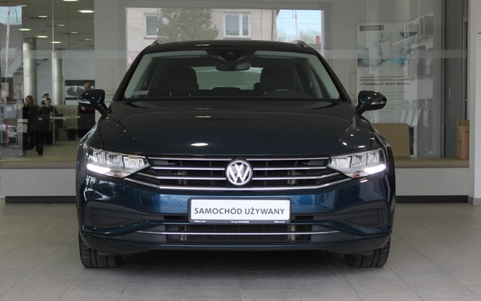 Volkswagen Passat cena 89900 przebieg: 94000, rok produkcji 2019 z Wasilków małe 301